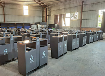 戶外小區(qū)兩連體噴塑不銹鋼分類垃圾桶主圖