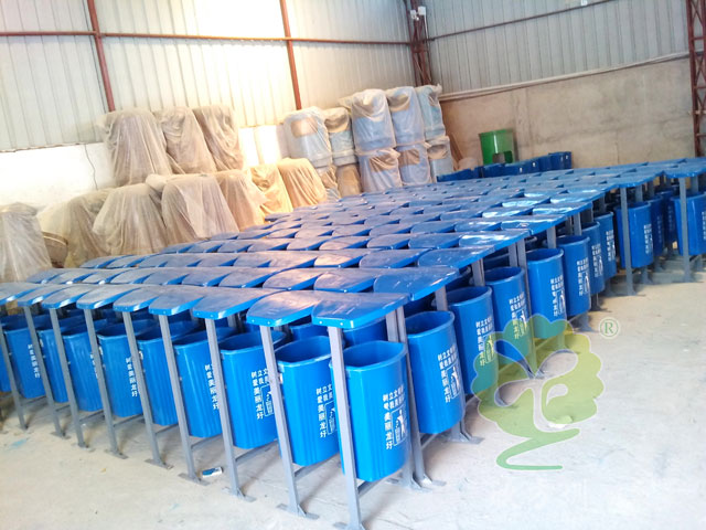 玻璃鋼單桶果皮箱圖片 玻璃鋼單桶果皮箱圖片