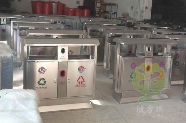 戶外物業(yè)分類不銹鋼垃圾箱