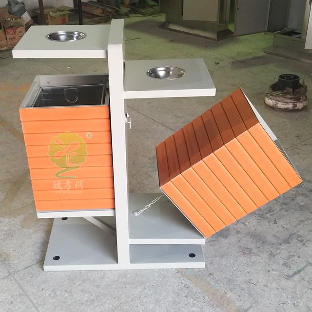 戶外公園兩分類鋼木垃圾桶