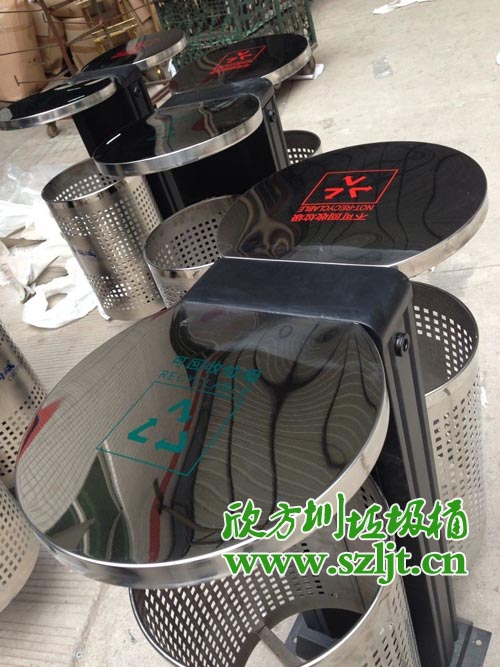 戶外環(huán)保垃圾桶