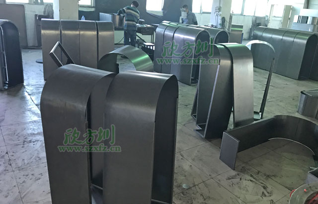 深圳市政玻金塑紙分類資源回收箱賣瘋啦